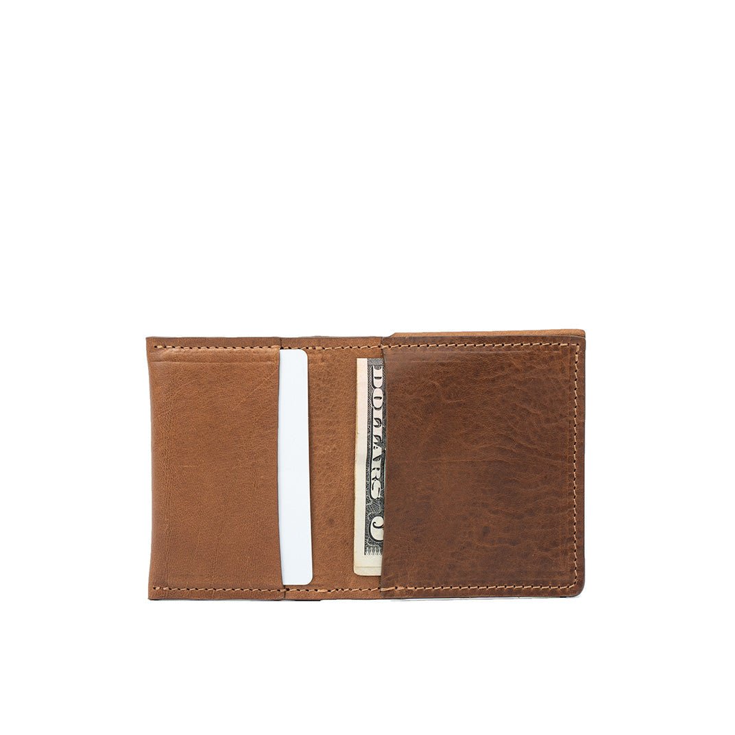 Leather AirTag Card Holder - Minimalist 5.2 - CAMARABUSSINES