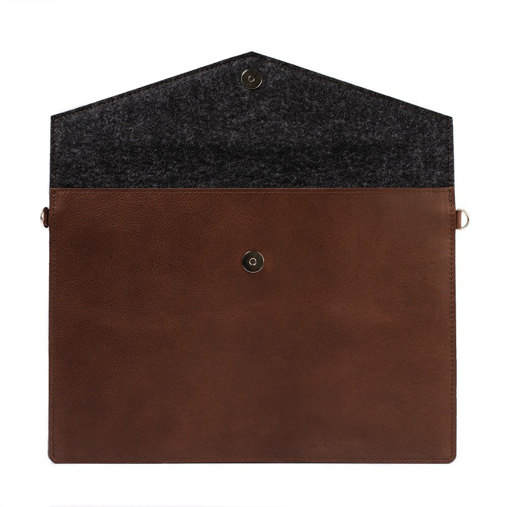 Leather Bag for iPad with adjustable strap - CAMARABUSSINES
