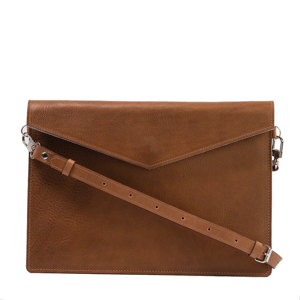 Leather Bag for iPad with adjustable strap - CAMARABUSSINES